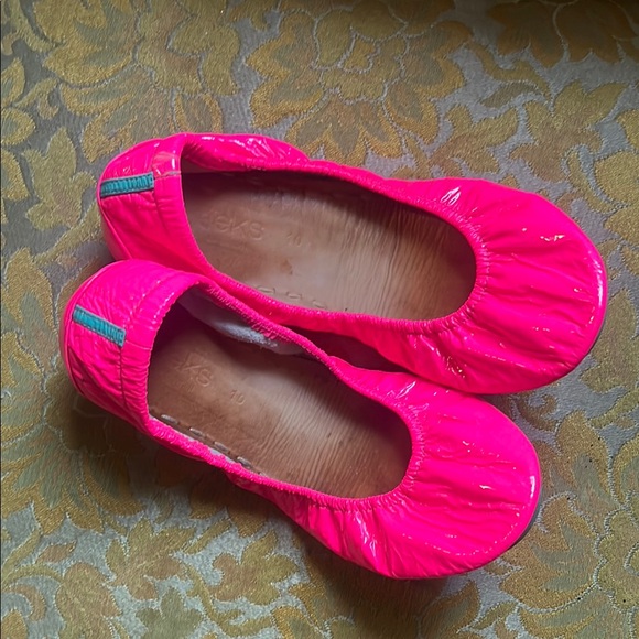 Tieks Neon Pink Ballet Flats - Picture 5 of 6